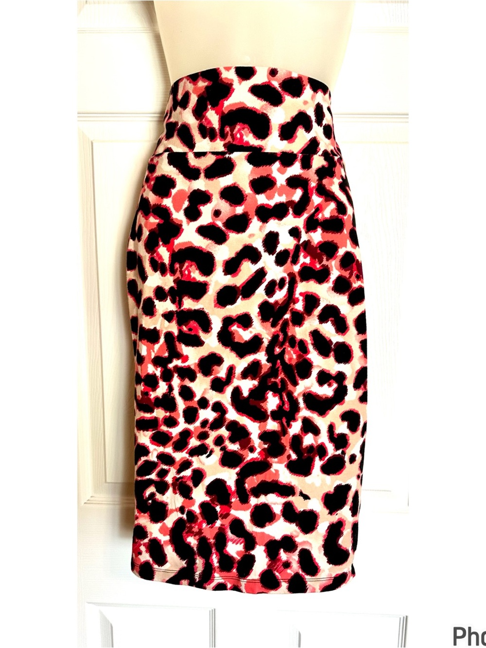Charlotte Russe Pink and Black Leopard Print Pencil Skirt